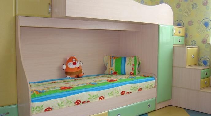 Кровать для двих детей с ящикми и ступенями 02-1510